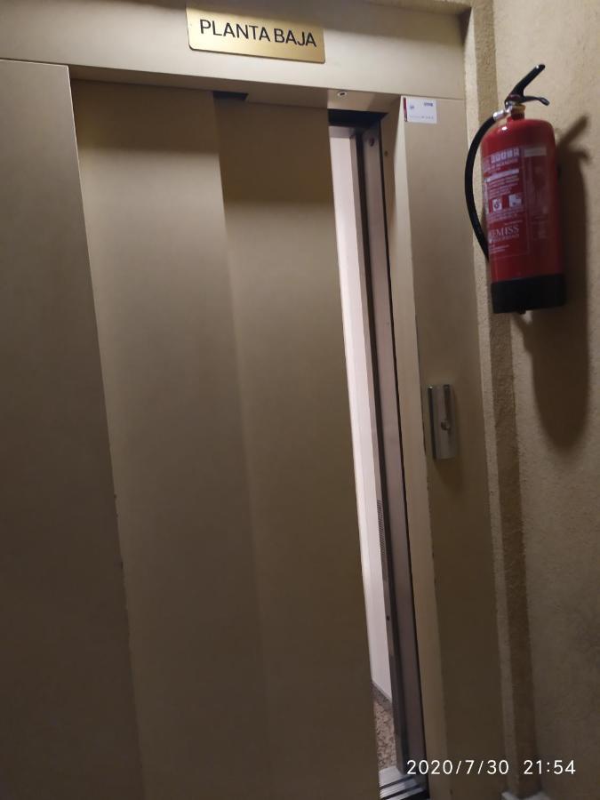 Tu Casa En Mequinenza Con Wifi Apartment Bagian luar foto