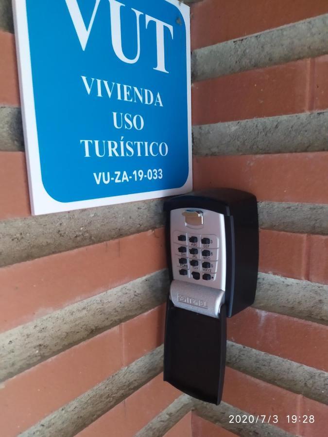 Tu Casa En Mequinenza Con Wifi Apartment Bagian luar foto