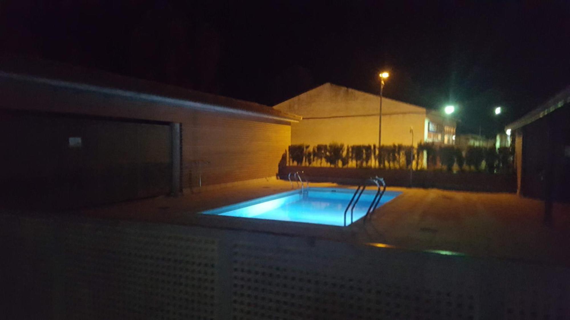 Tu Casa En Mequinenza Con Wifi Apartment Bagian luar foto